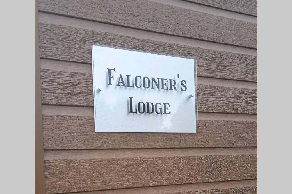Holiday home Falconers With Hot Tub